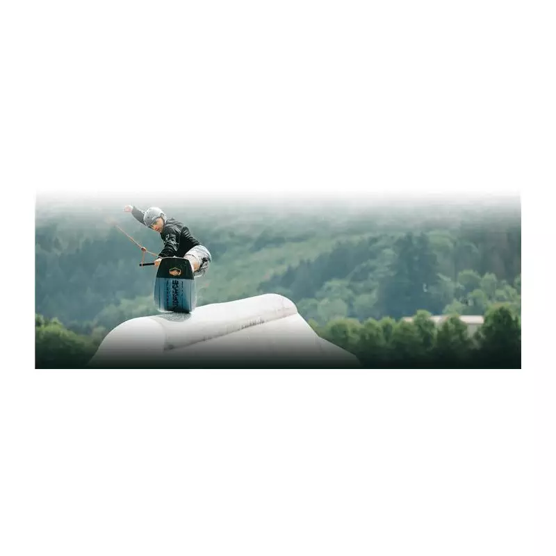 Planche wakeboard LIQUID FORCE Apex 2024