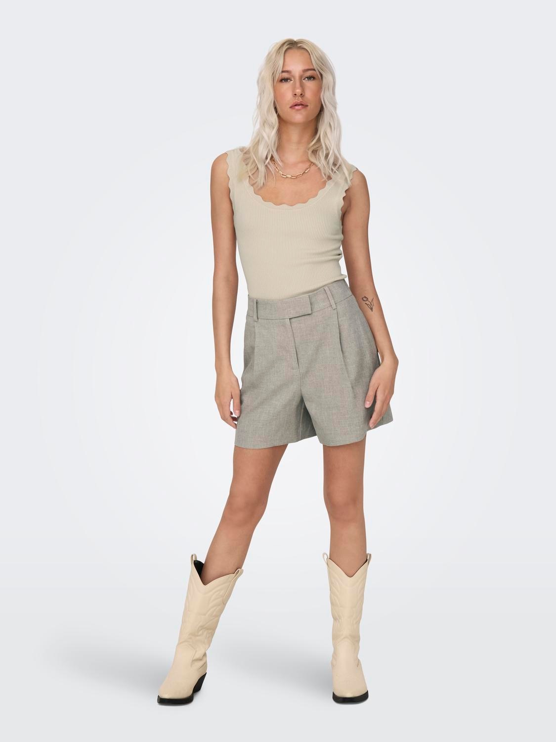 ONLY Shorts »ONLLINDA – Shorts mit hoher Taille und weitem Beinschnitt«  unifarben, modisch, weit, Polyester