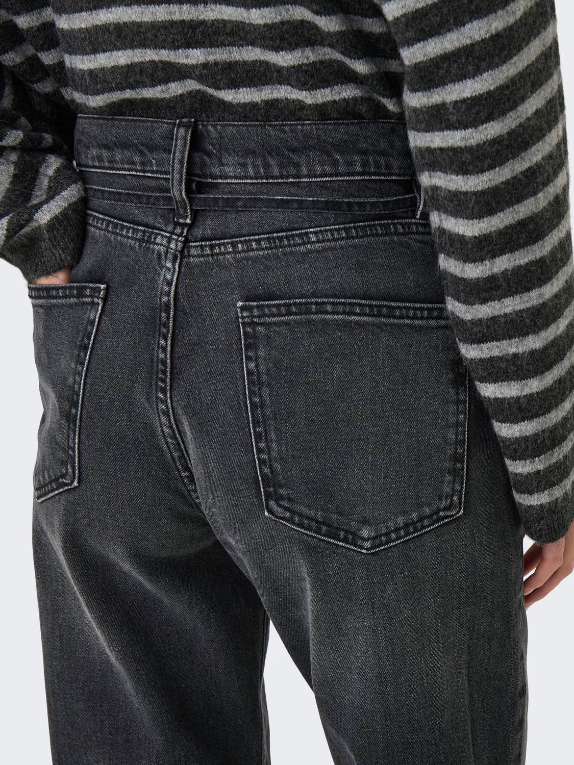 ONLGYPSY Hohe Taille Gerade geschnittener Slim Fit Jeans Washed Black