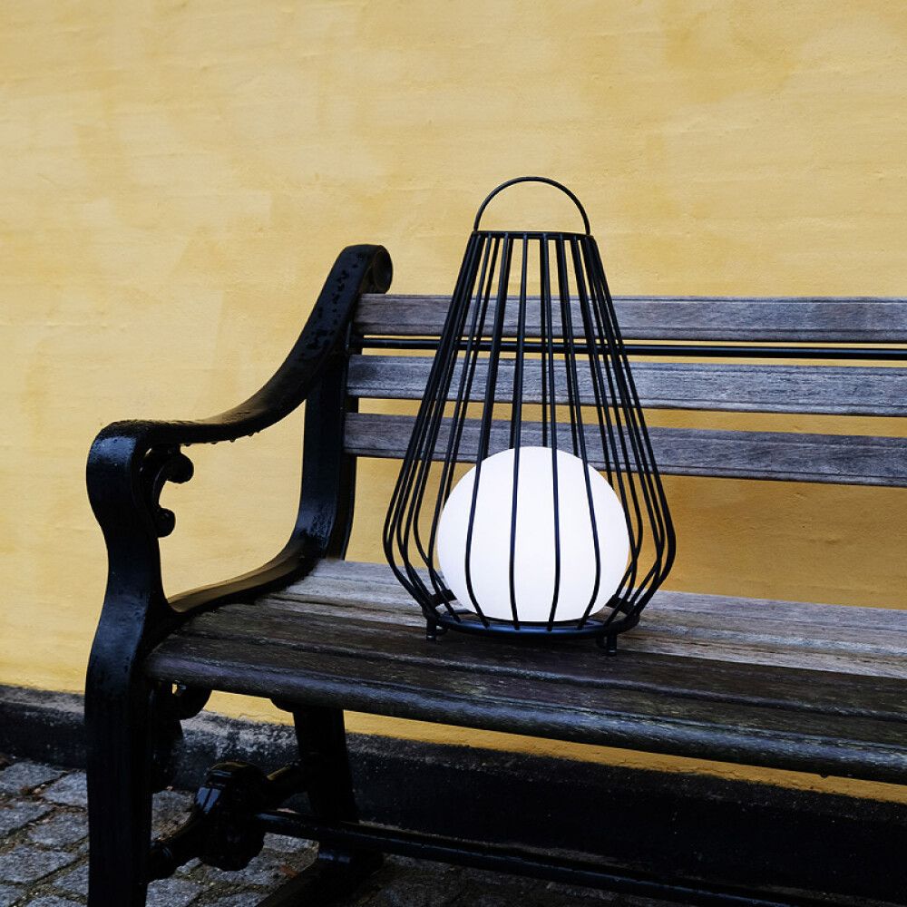 SOLCELLELAMPE DYBERG LARSEN EVESHAM SVART STOR