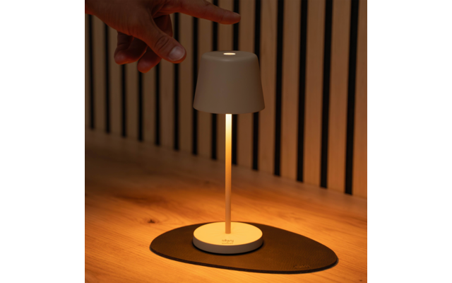Silwy LED-Magnet-Leuchte Monaco akkubetrieben inklusive Platzset