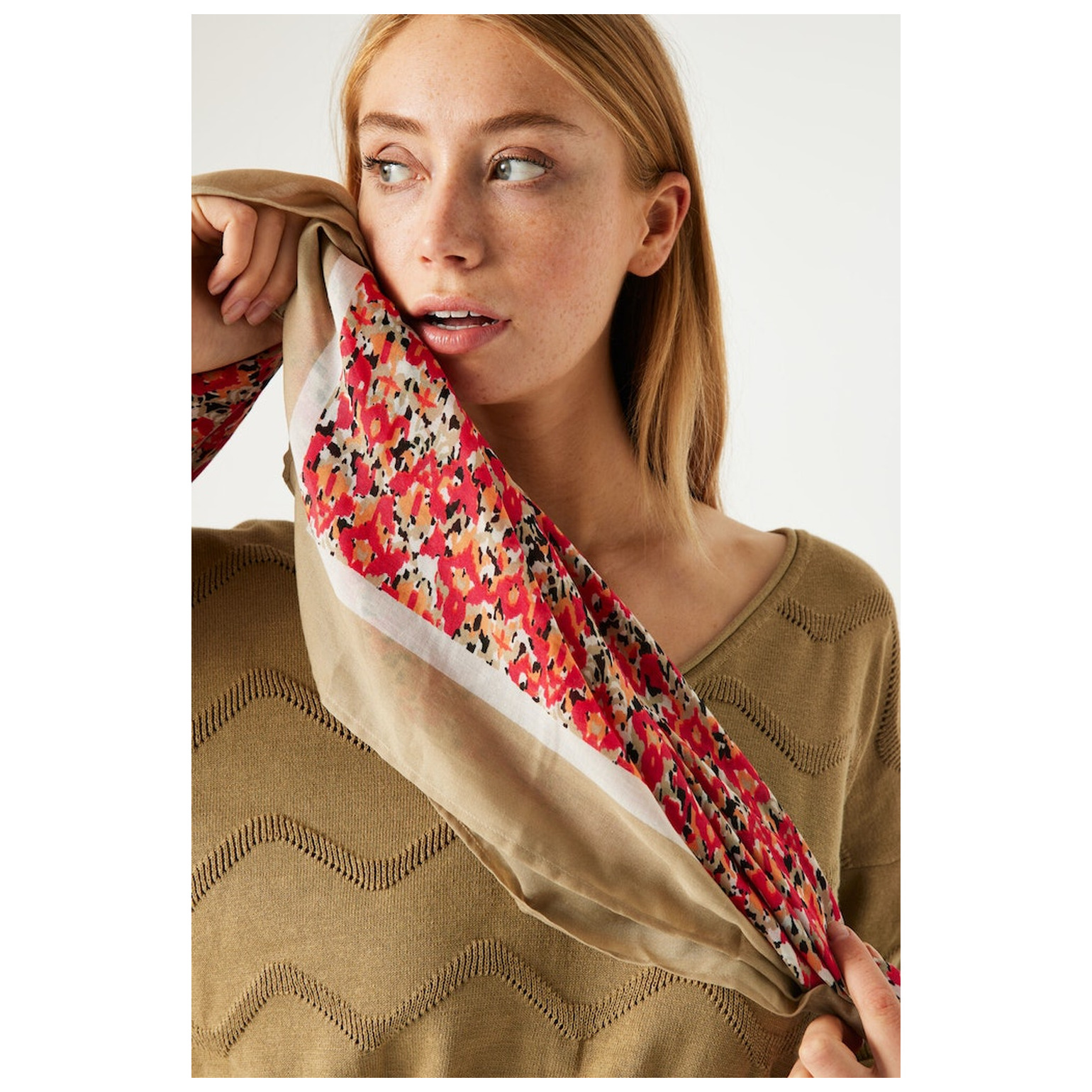 Garcia O40132_ladies scarf