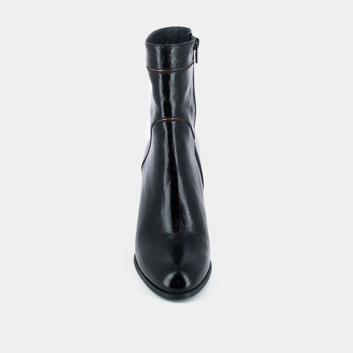 Bottines à talons hauts  en cuir vieilli noir