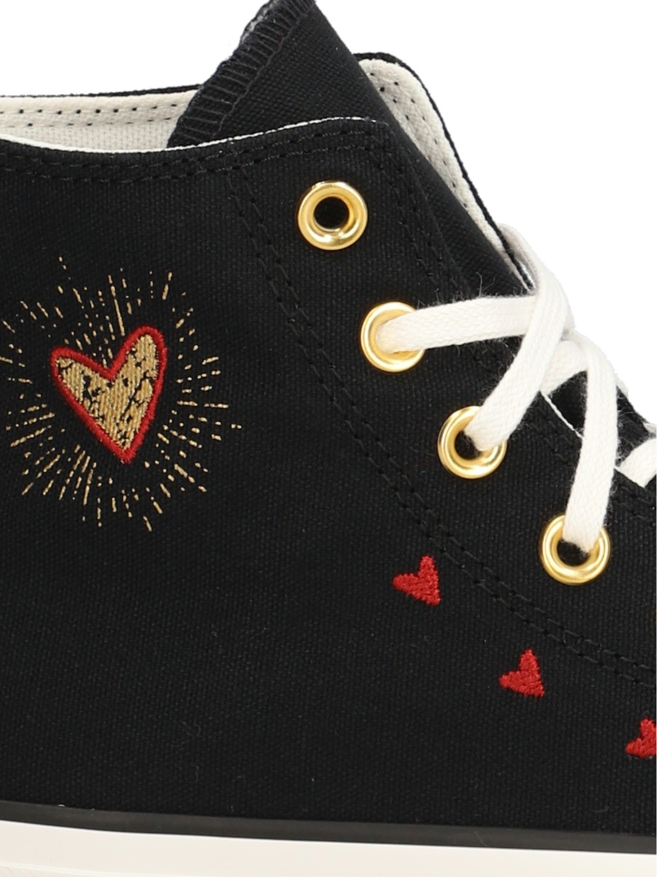 CHUCK TAYLOR ALL STAR