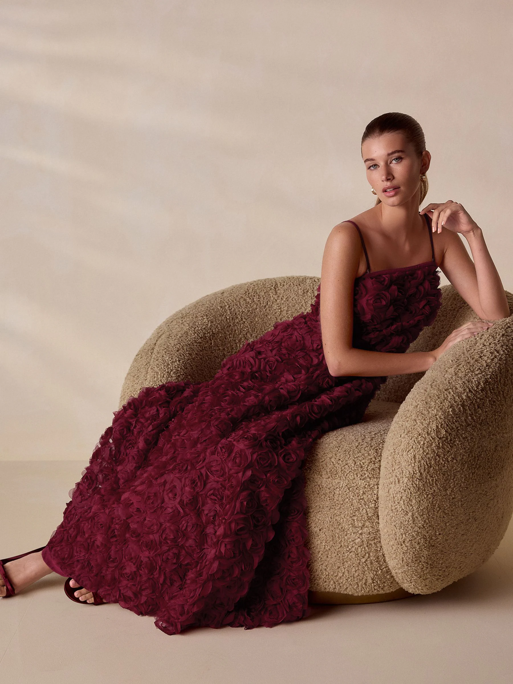 Bordeauxrood - Occasion 3D Floral Bandeau Maxi Dress with Detachable Straps