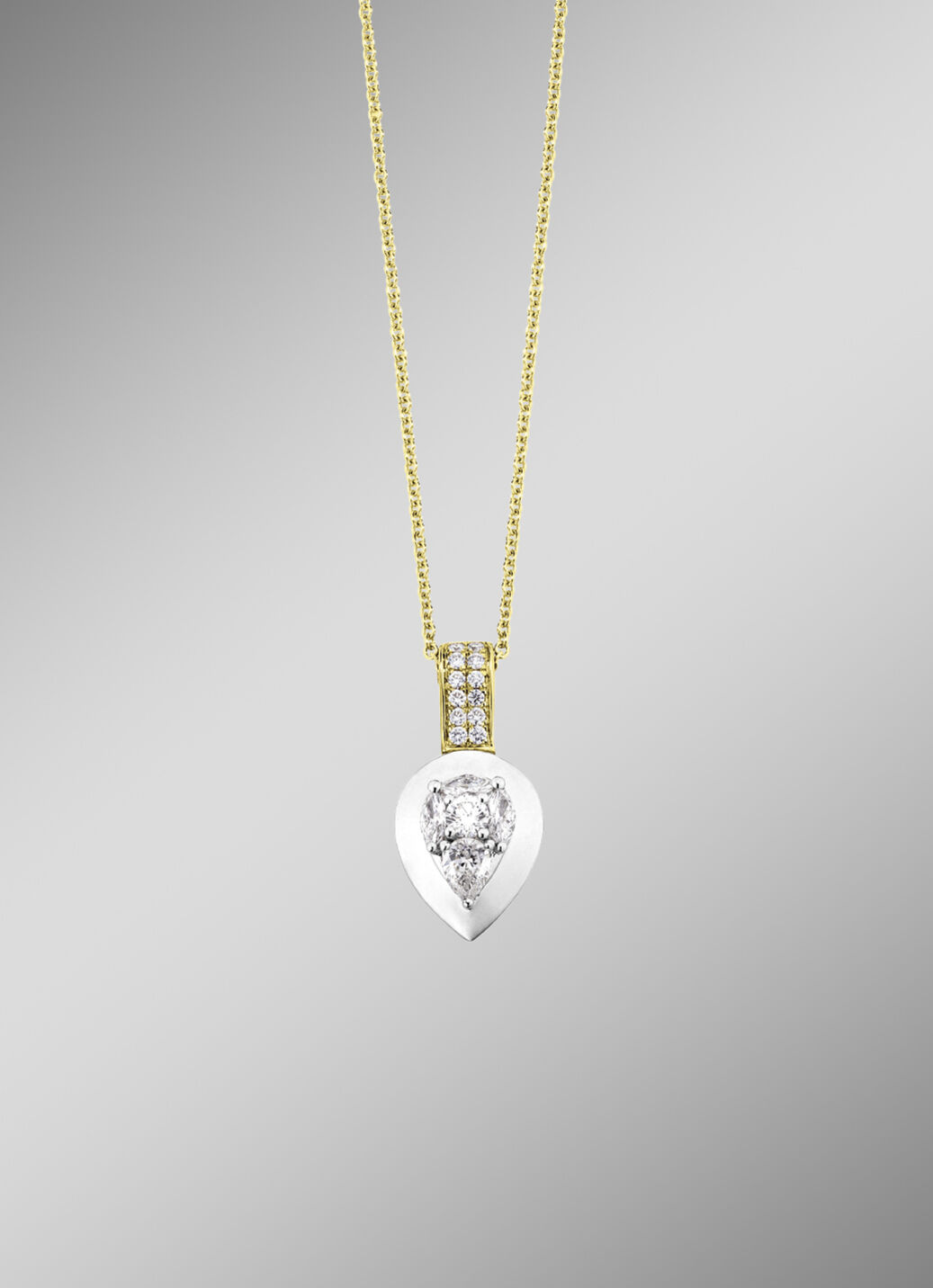 Anhänger mit Brillanten und Diamanten