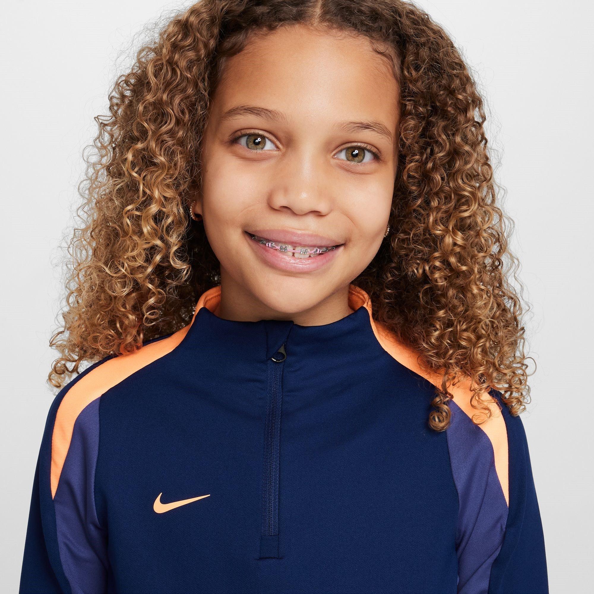 Nike Dri FIT Strike 24 Drill Top Big KidsSoccer Long Sleeve (Stock)