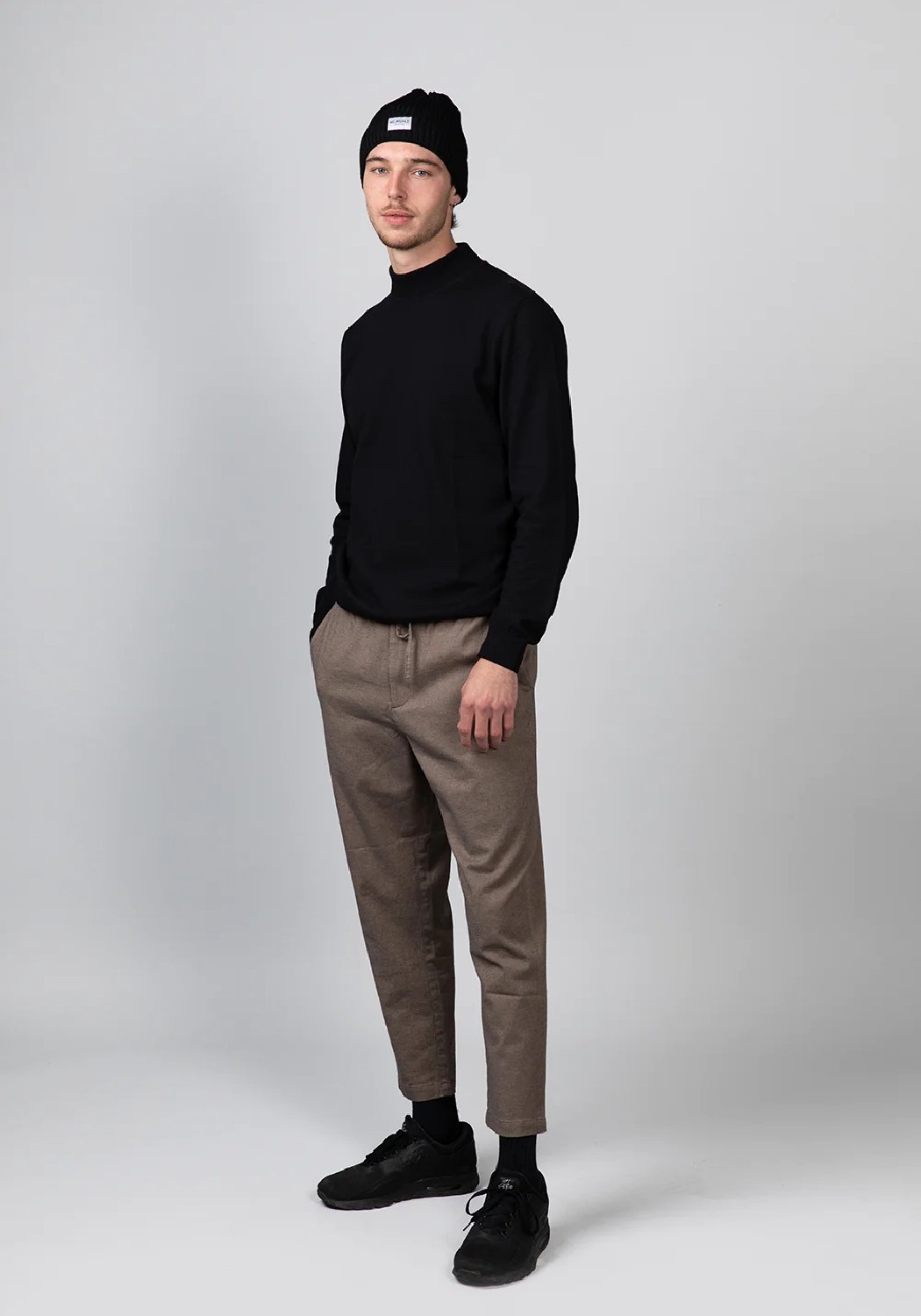 Neumuhle Wollmütze Elbe Organic Merino Black Coal