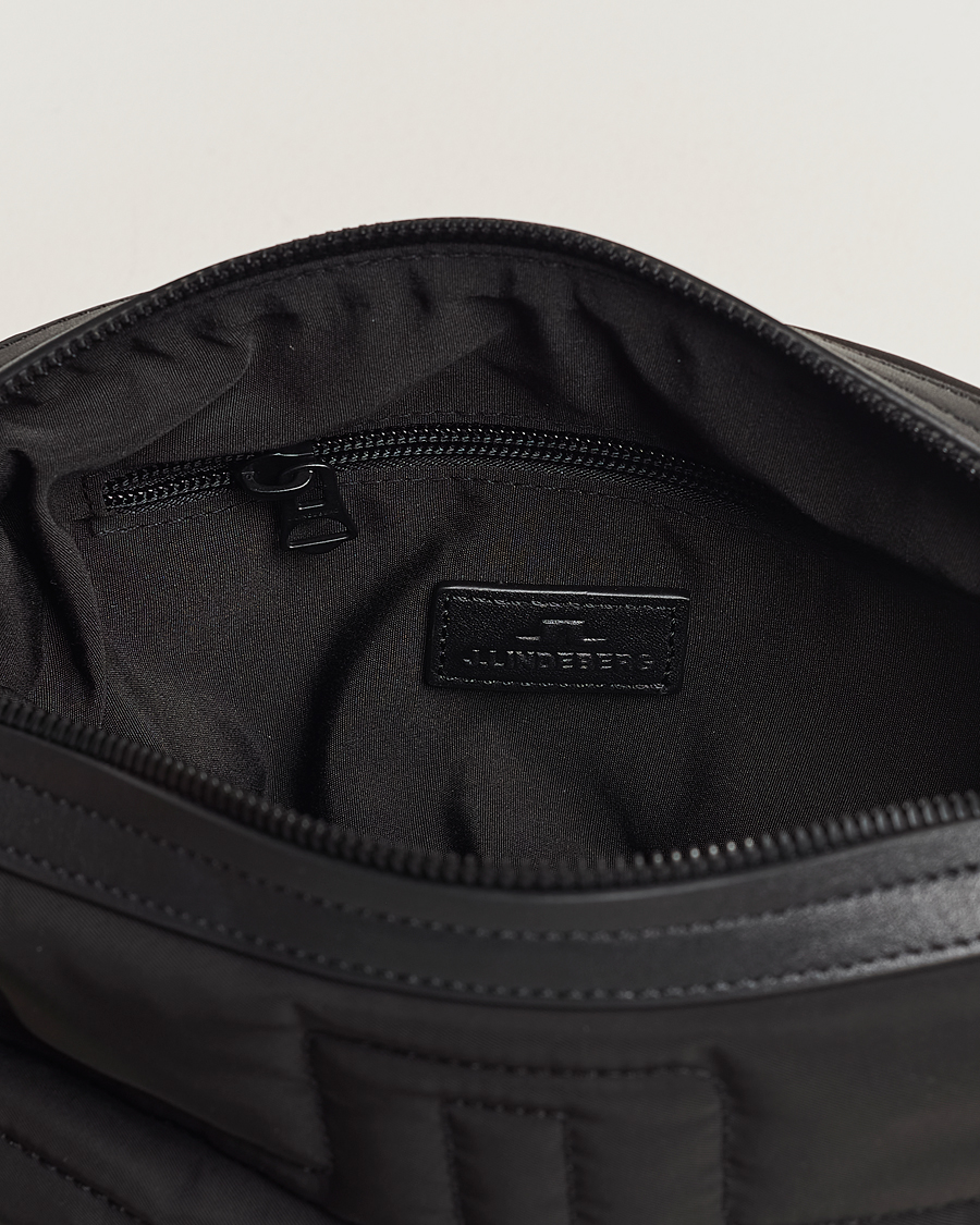 J.Lindeberg Wash Bag Black