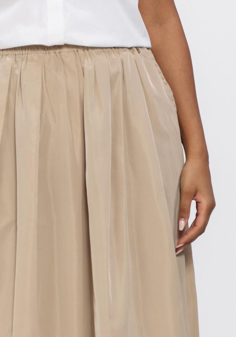 beige ibana midirok sana