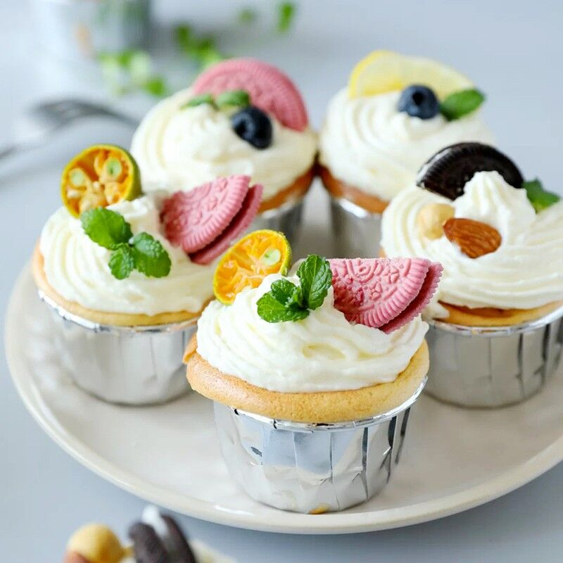 (50er Set) Mini Einweg Cupcake Förmchen Muffin Form Aluminiumfolie Backform - Silber