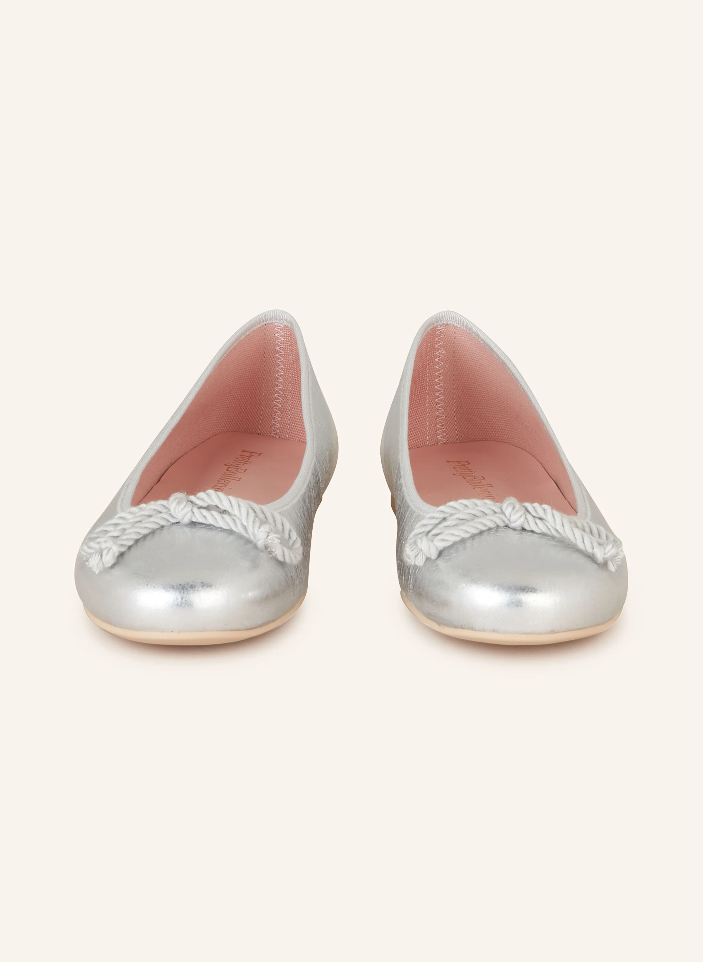 Pretty Ballerinas Ballerinas CHANDRA