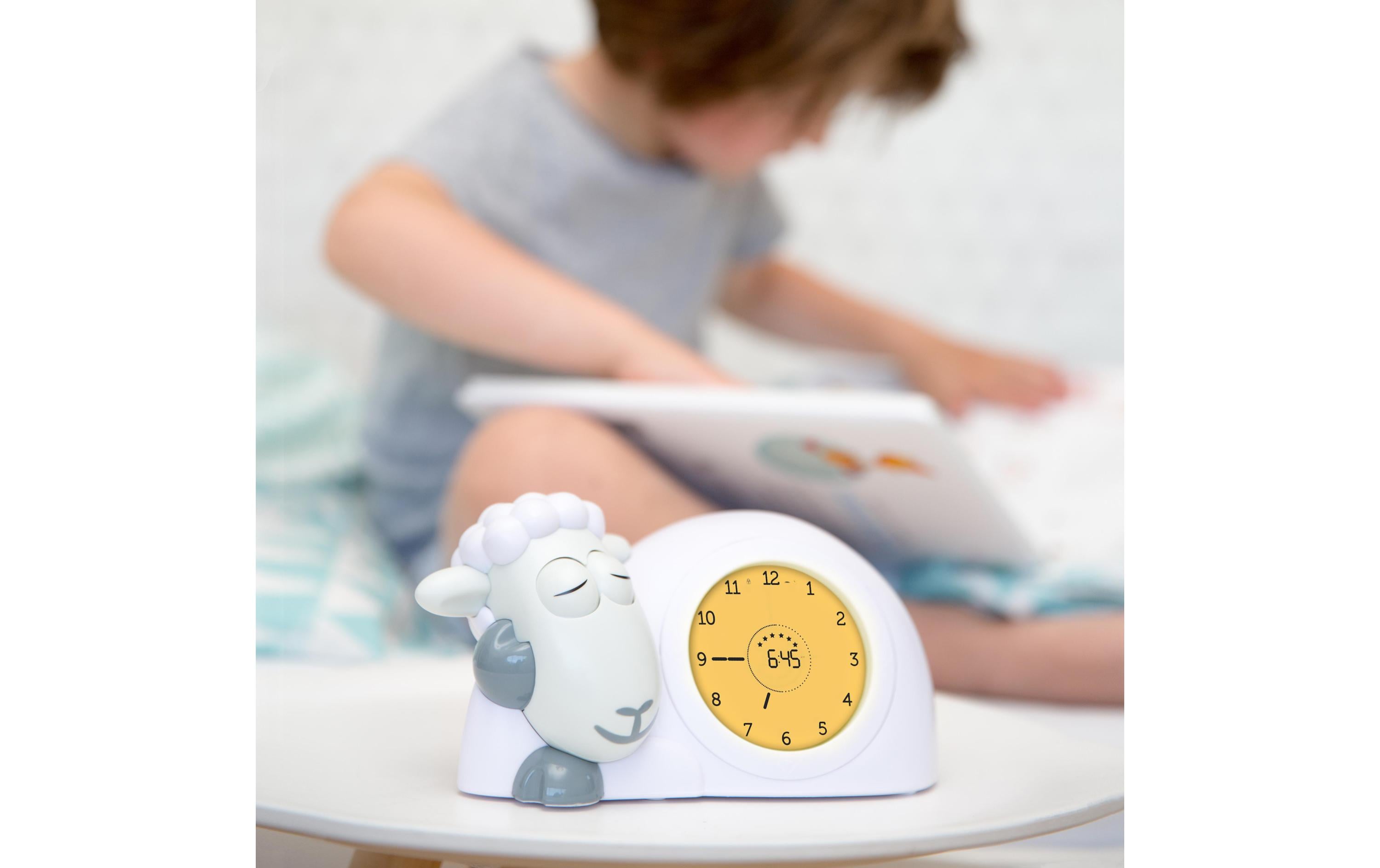 Wecker Schlaftrainer Schaf SamWecker mit dimmbarem Nachtlicht