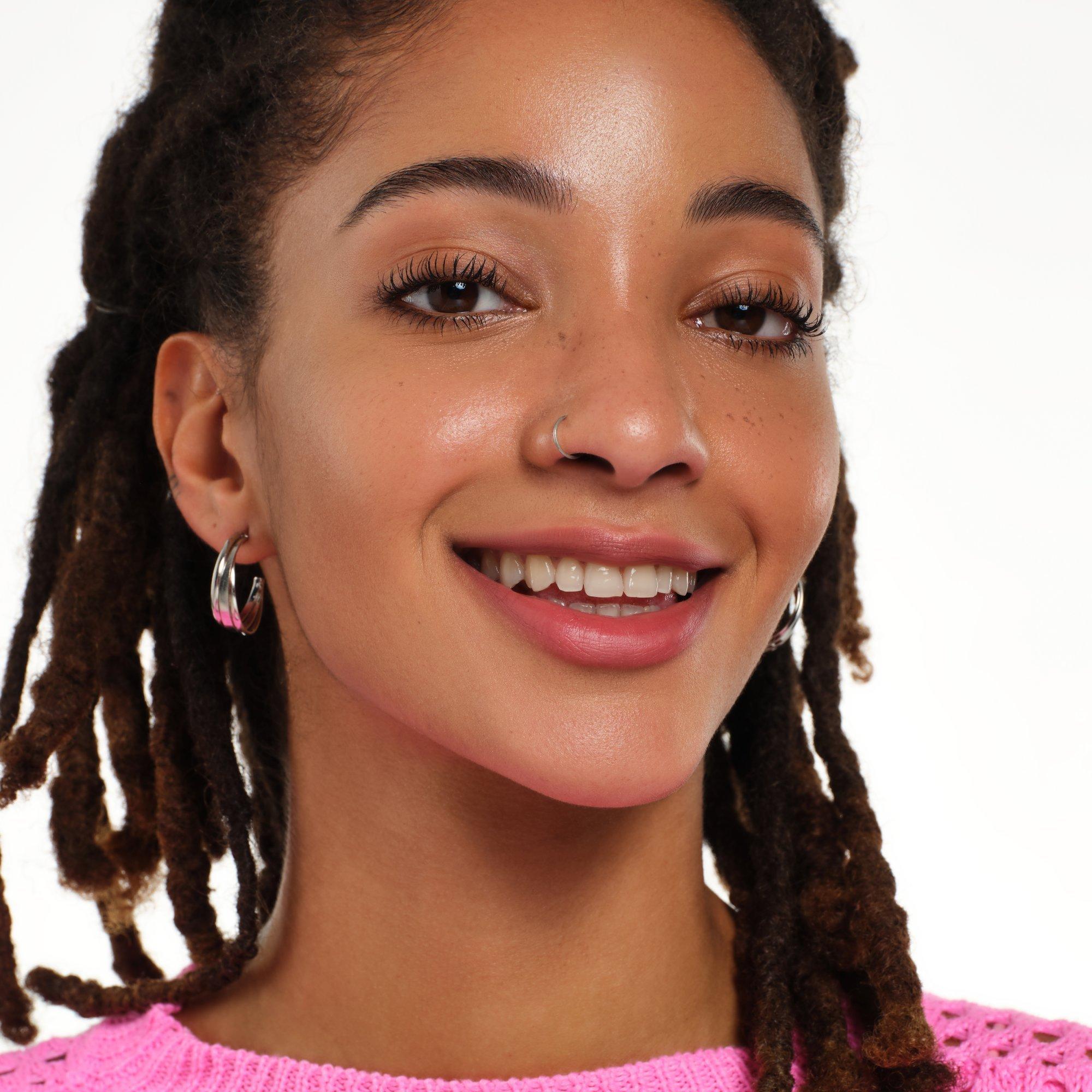 POUTline soft glide LIP PENCIL