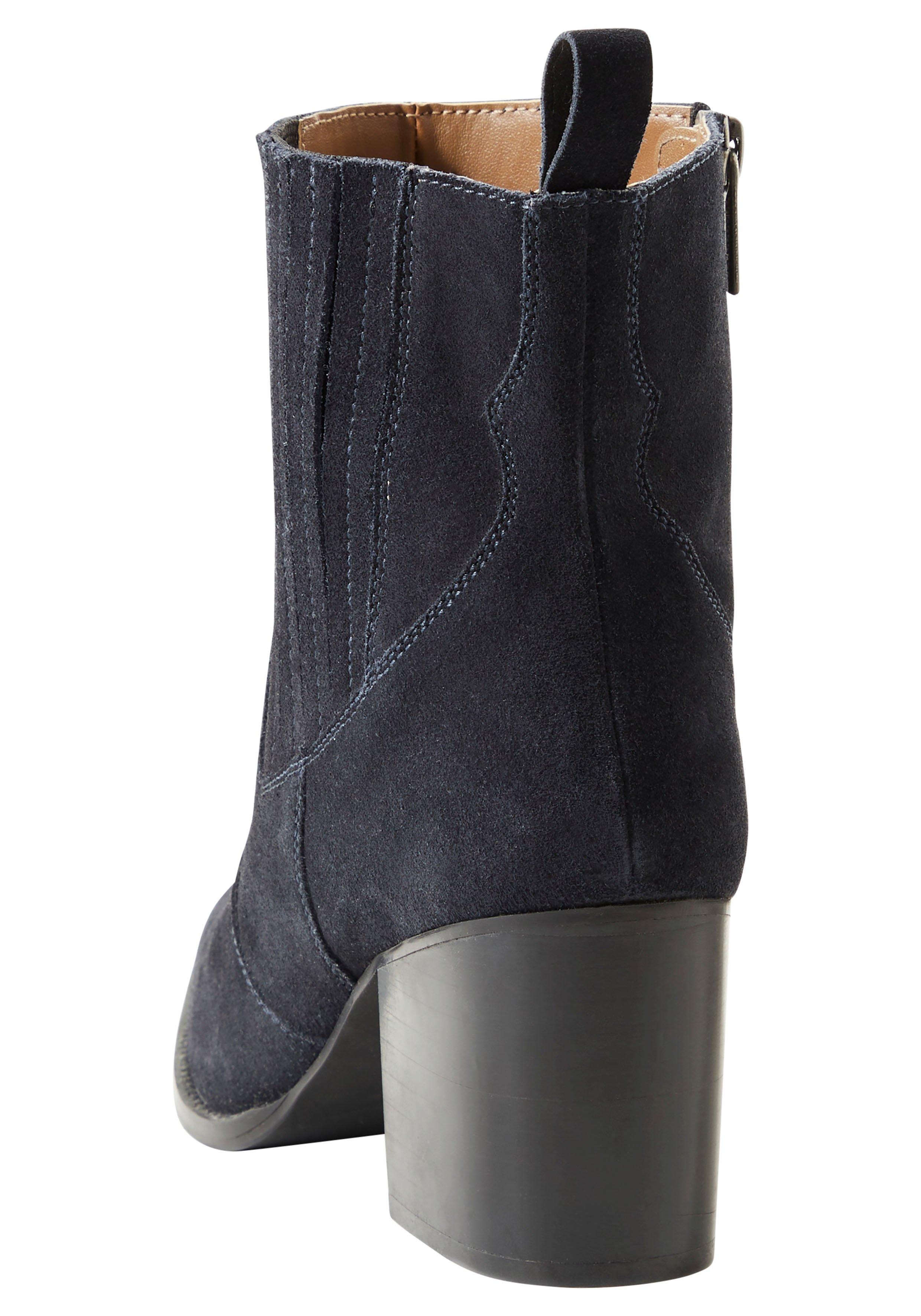 Stiefelette aus weichem Leder, mit Blockabsatz