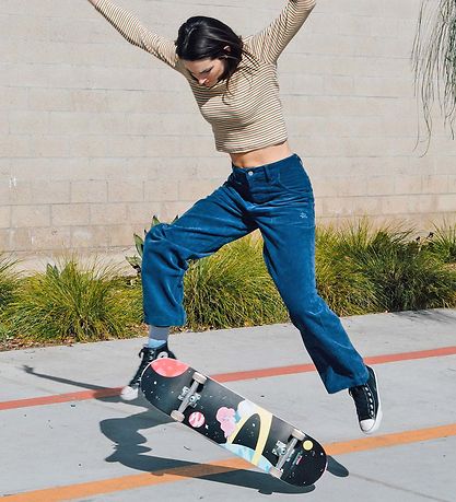 Impala Skateboard - Saturn - 8, 25'' - Robin Eisenberg Space