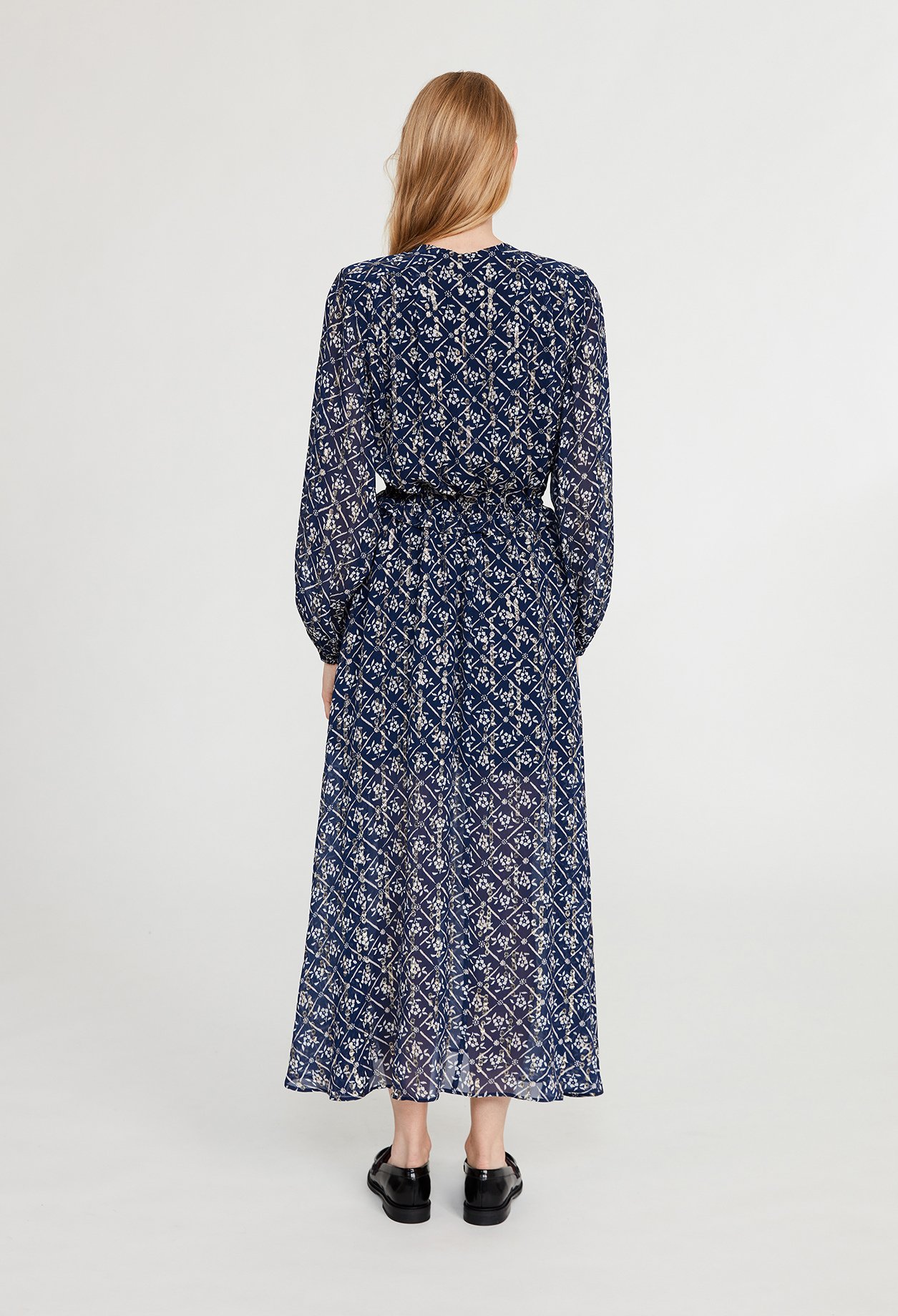 Robe longue &agrave; motifs fleuris