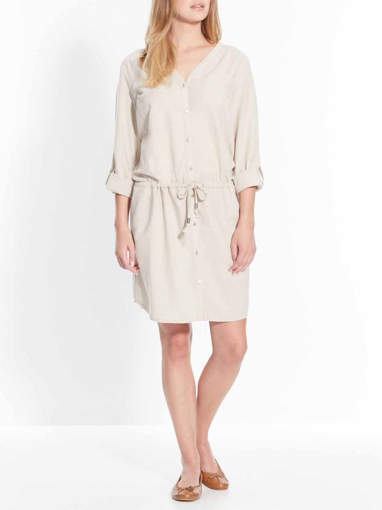 Robe boutonnée, poitrine standard