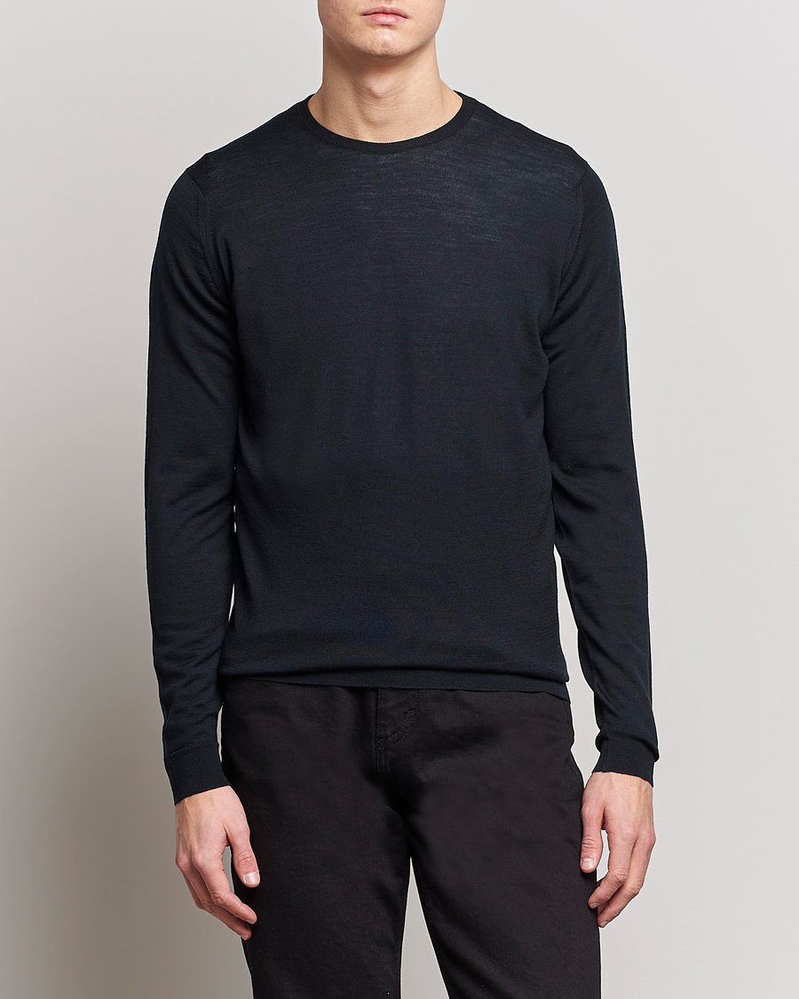 John Smedley Lundy Extra Fine Merino Crew Neck Black