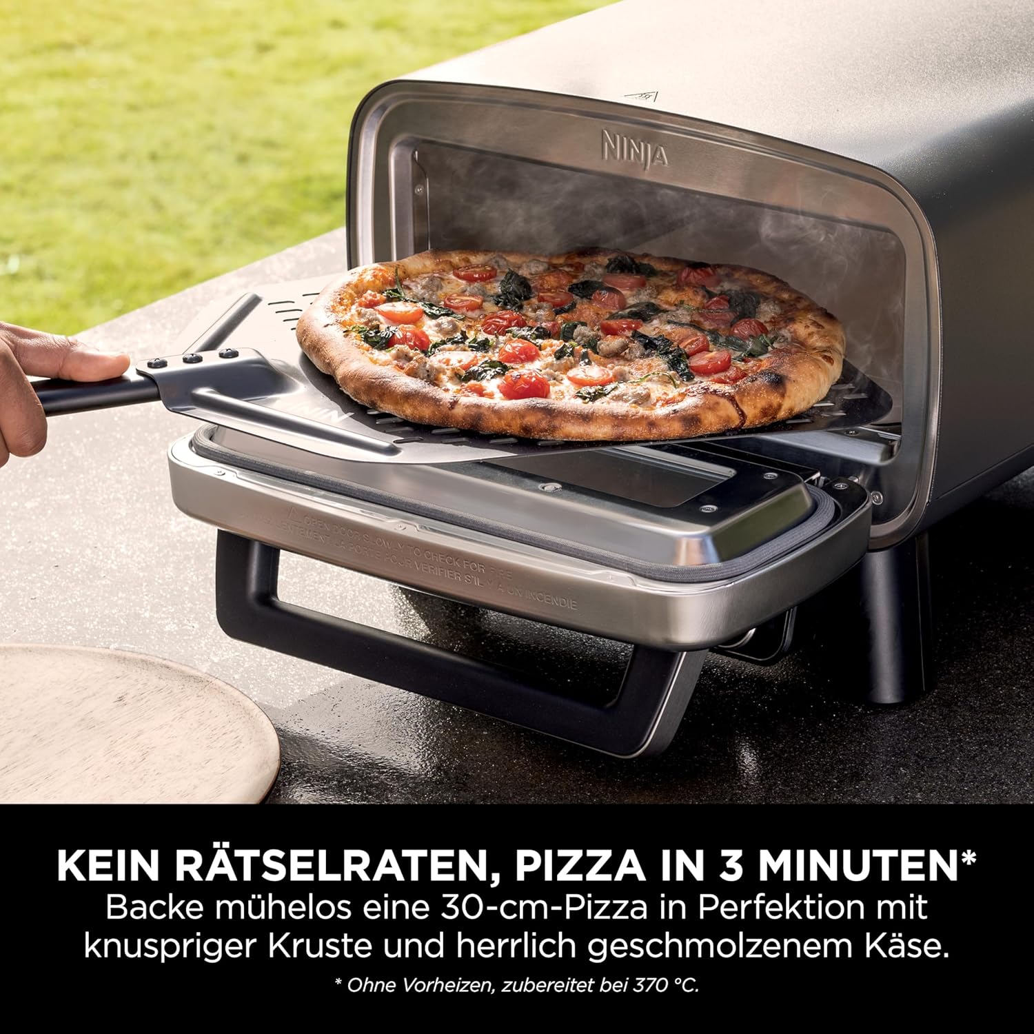 Ninja Artisan Outdoor-Pizzaofen und Heißluftfritteuse, 4 Funktionen: Pizza, Air Fry, Bake, Prove, 5 Pizzaeinst., mit 30 cm Pizzastein, Pizzaschale, Backblech, Heißluft-Fritteusen-Korb, Grau MO201EU