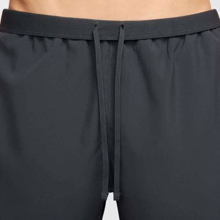 Nike Herre Shorts Dri-FIT Challenger Flash 5 Inch Brief-Lined Shorts Sort