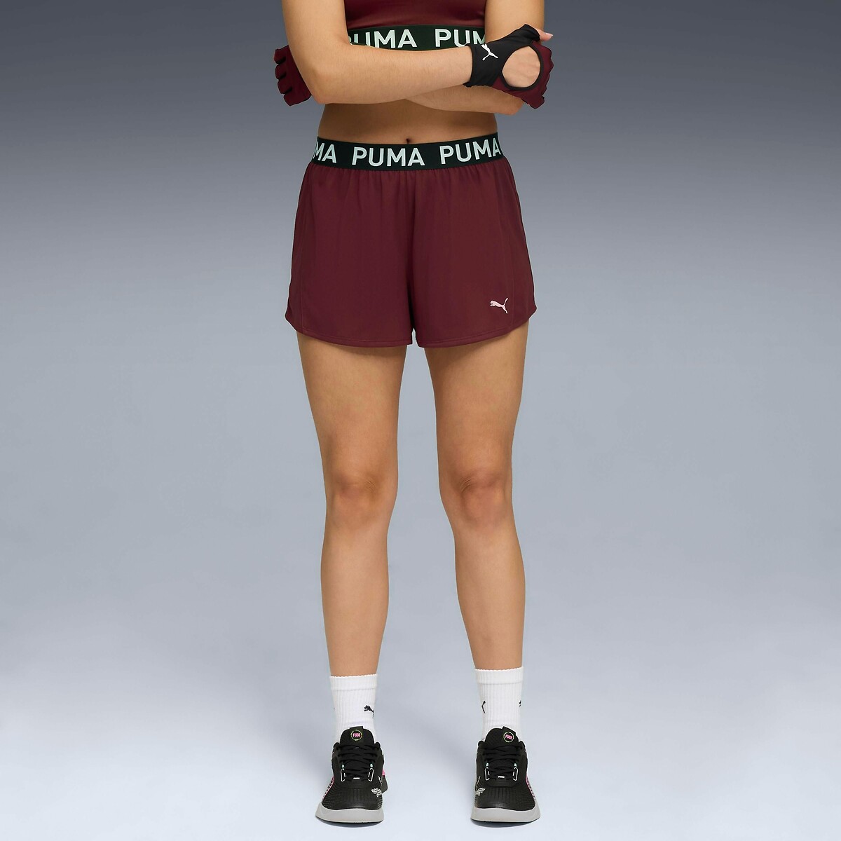 Calções desportivos PUMA<br>STRONG