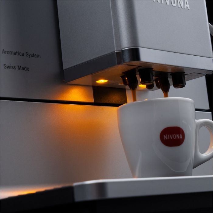 Nivona Kaffeevollautomat CafeRomatica NICR 970 // 1kg Nivona Kaffee gratis
