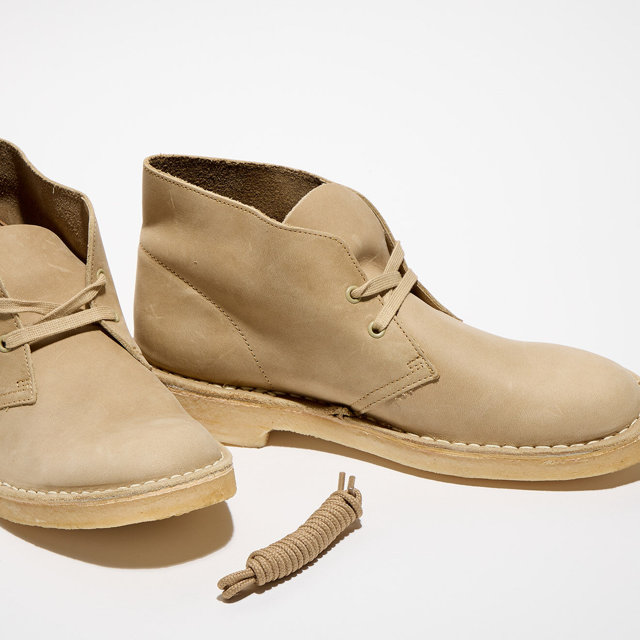 Clarks Originals Desert boots en Velours de Cuir Desert beiges