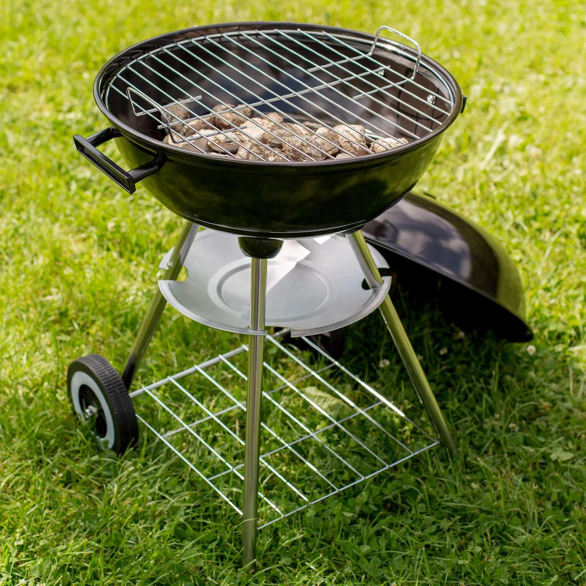 Kullgrill 41,5 cm diameter, galvanisert med hjul - svart