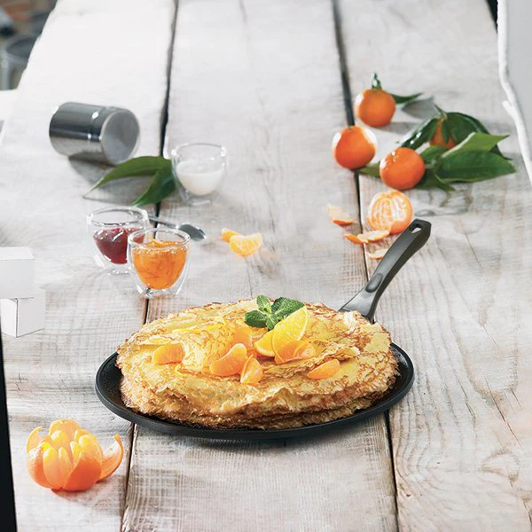 Crêpière traditionnelle avec revêtement anti-adhésif 28 cm Mathon
