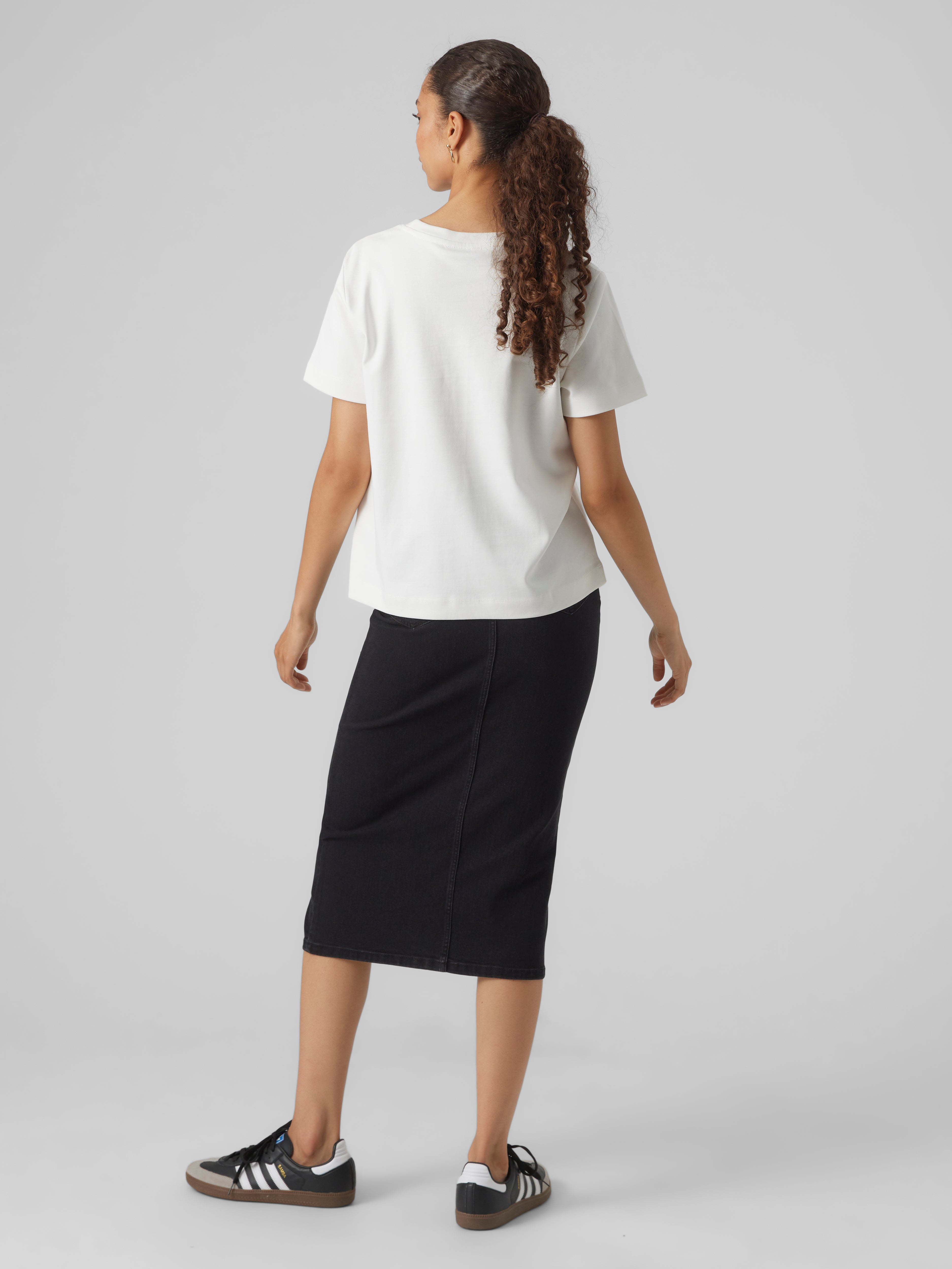 AWNAIMA T-shirts