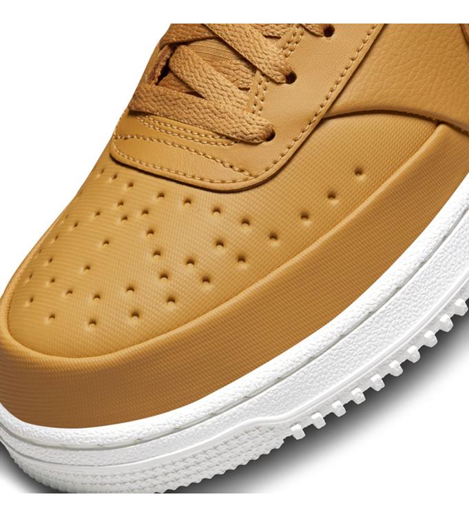Nike Men Court Vision Mid Winter Sneakers