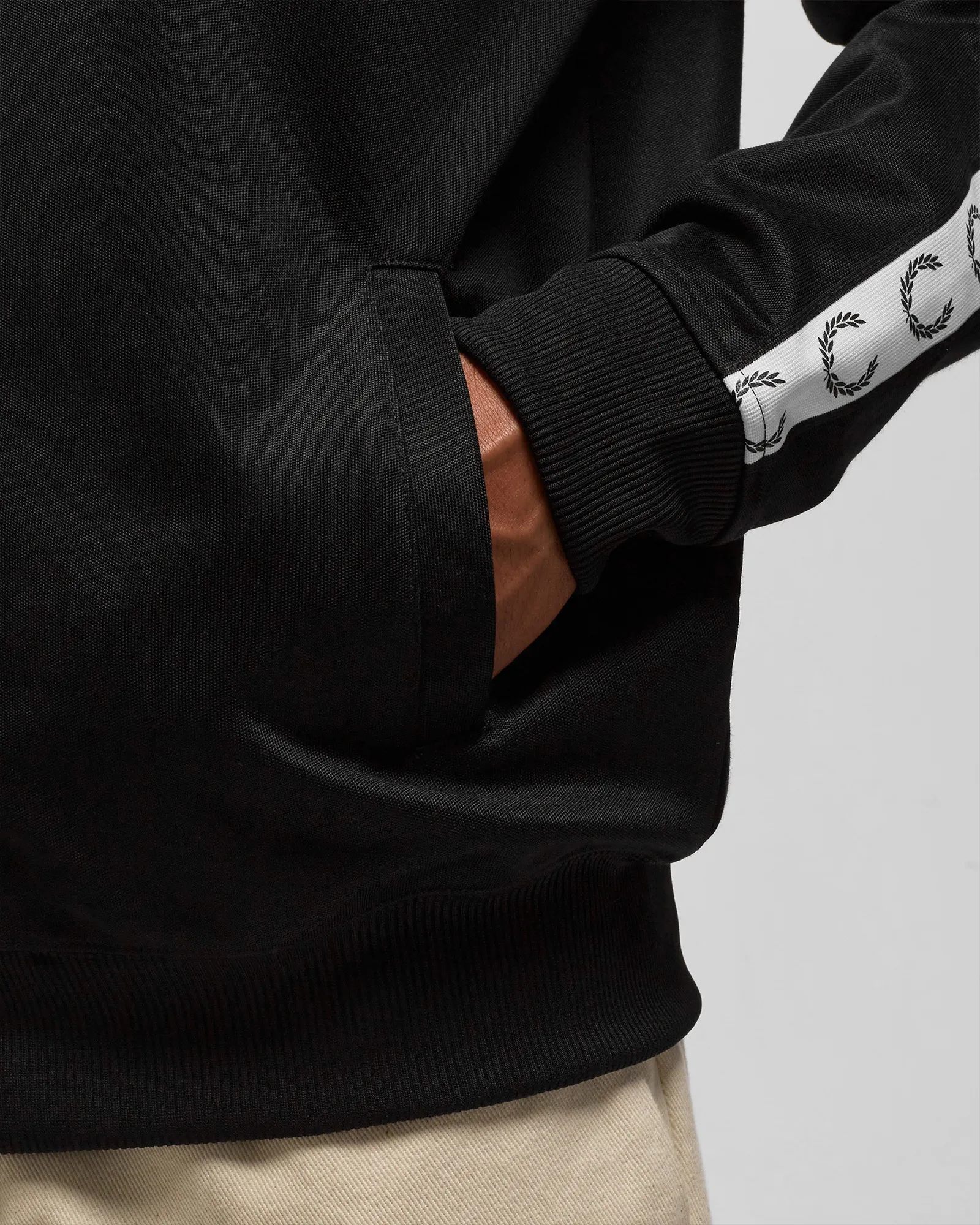 Fred Perry TAPED TRACK JACKET