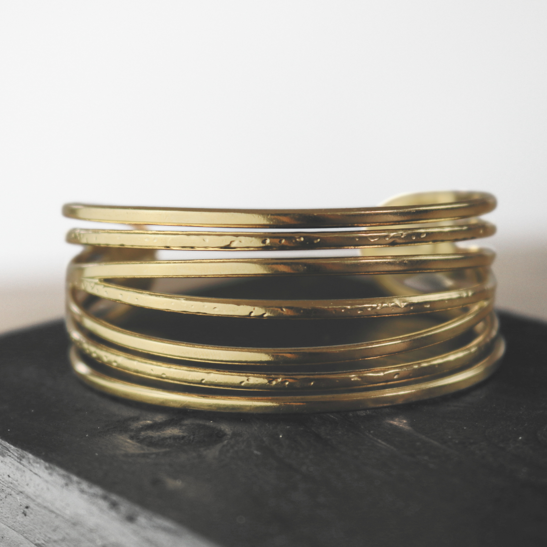 Dansk Copenhagen  String Statement Cuff armring, vandfast - forgyldt