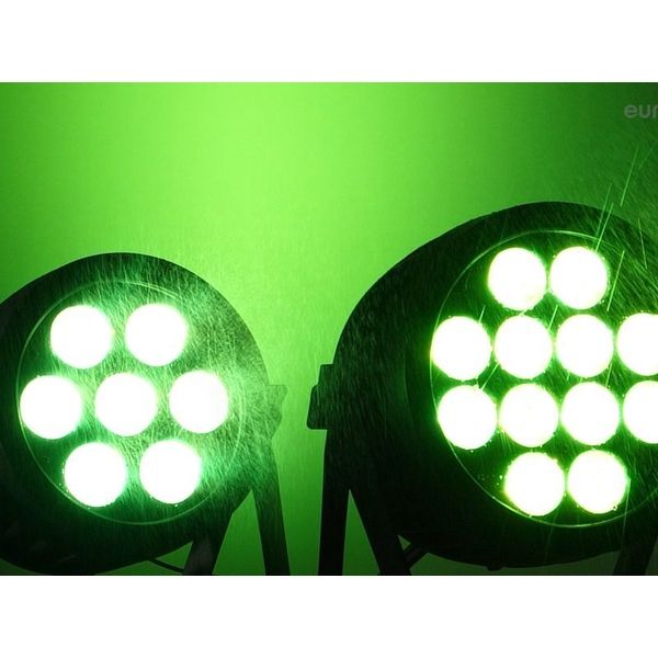 Eurolite LED IP PAR 7x8W QCL Spot