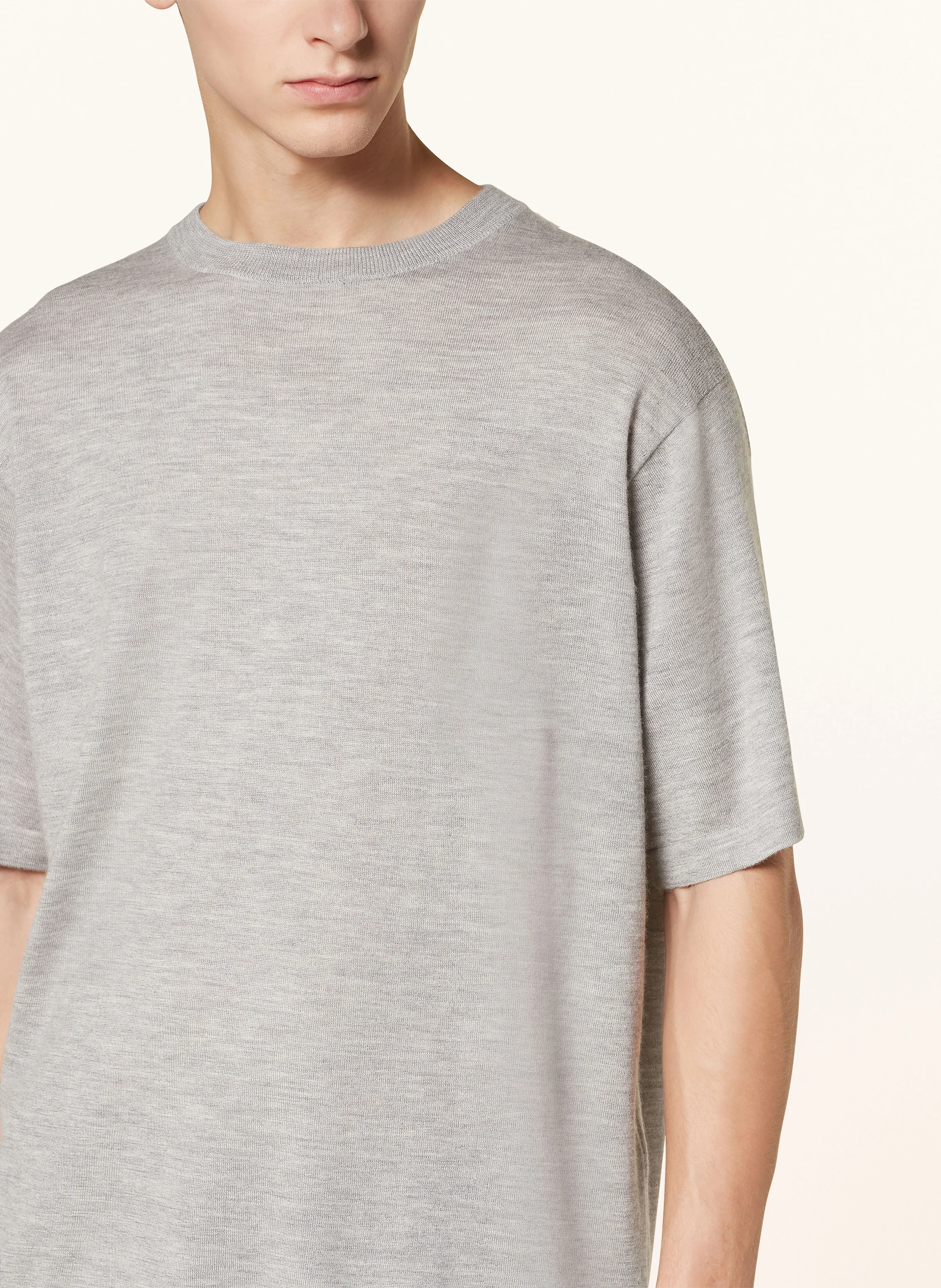 LISA YANG T-Shirt ANCELL aus Cashmere