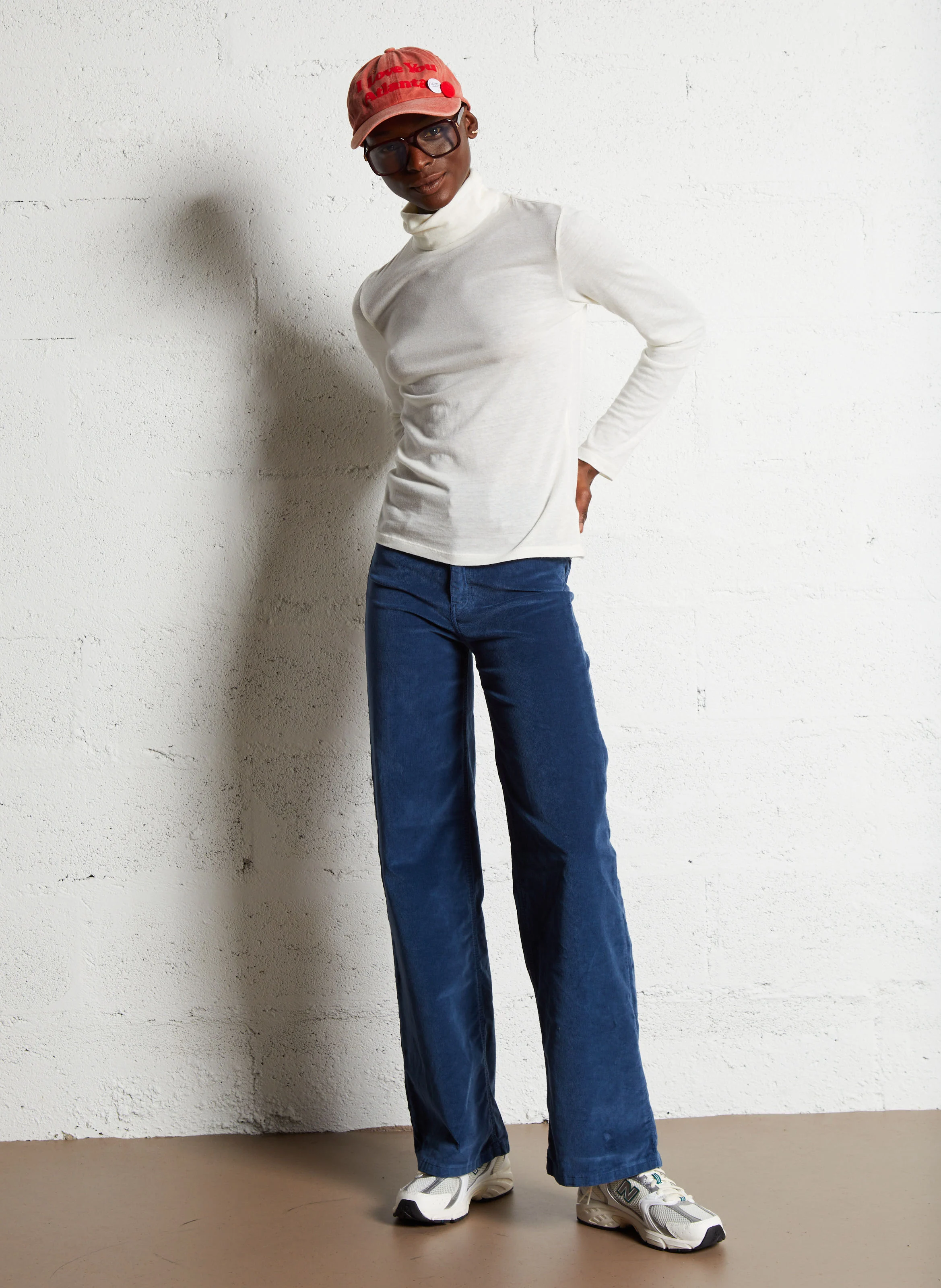 COTTAGE PAULA - Pantalon large en velours | Bleu
