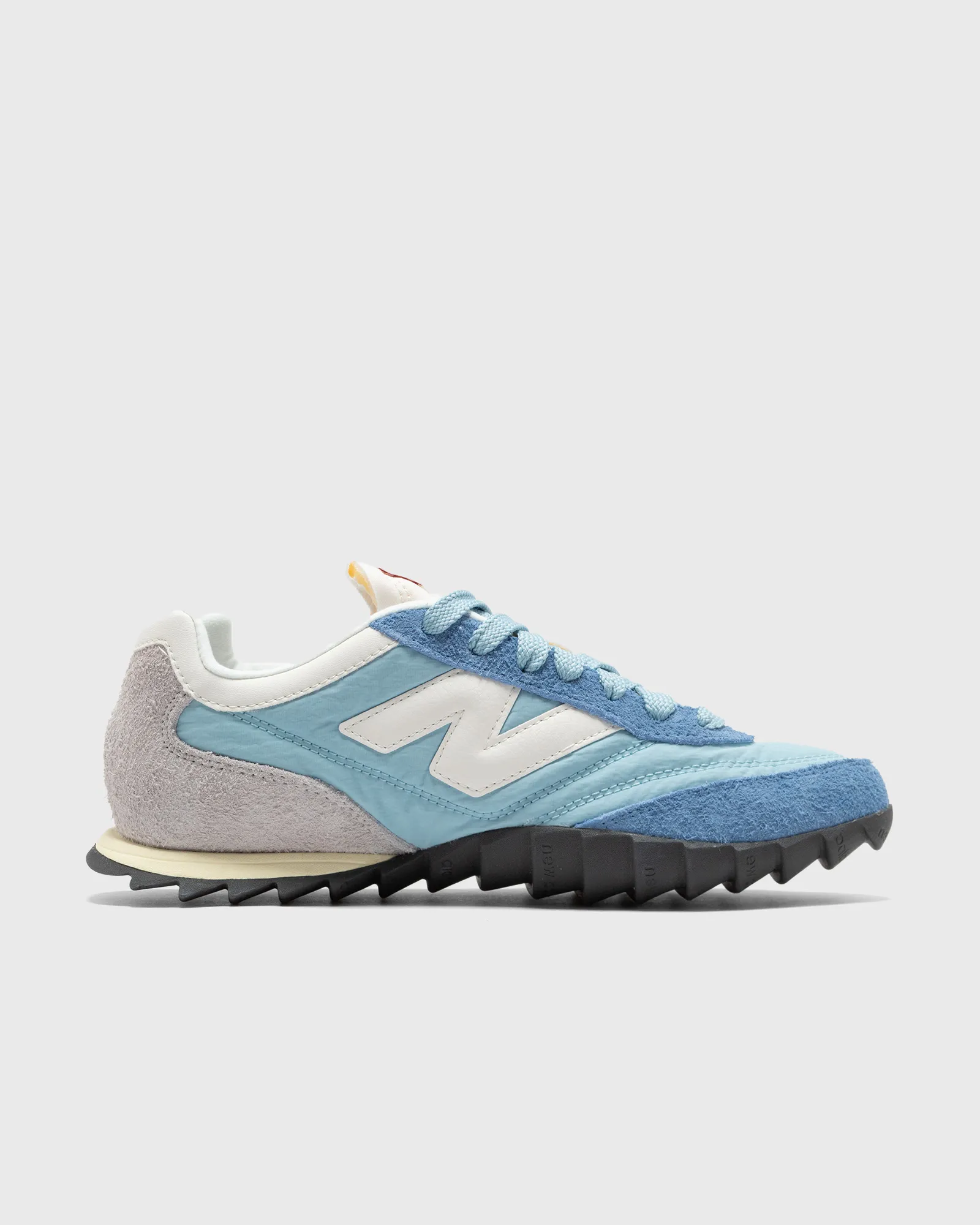 New Balance URC30V1