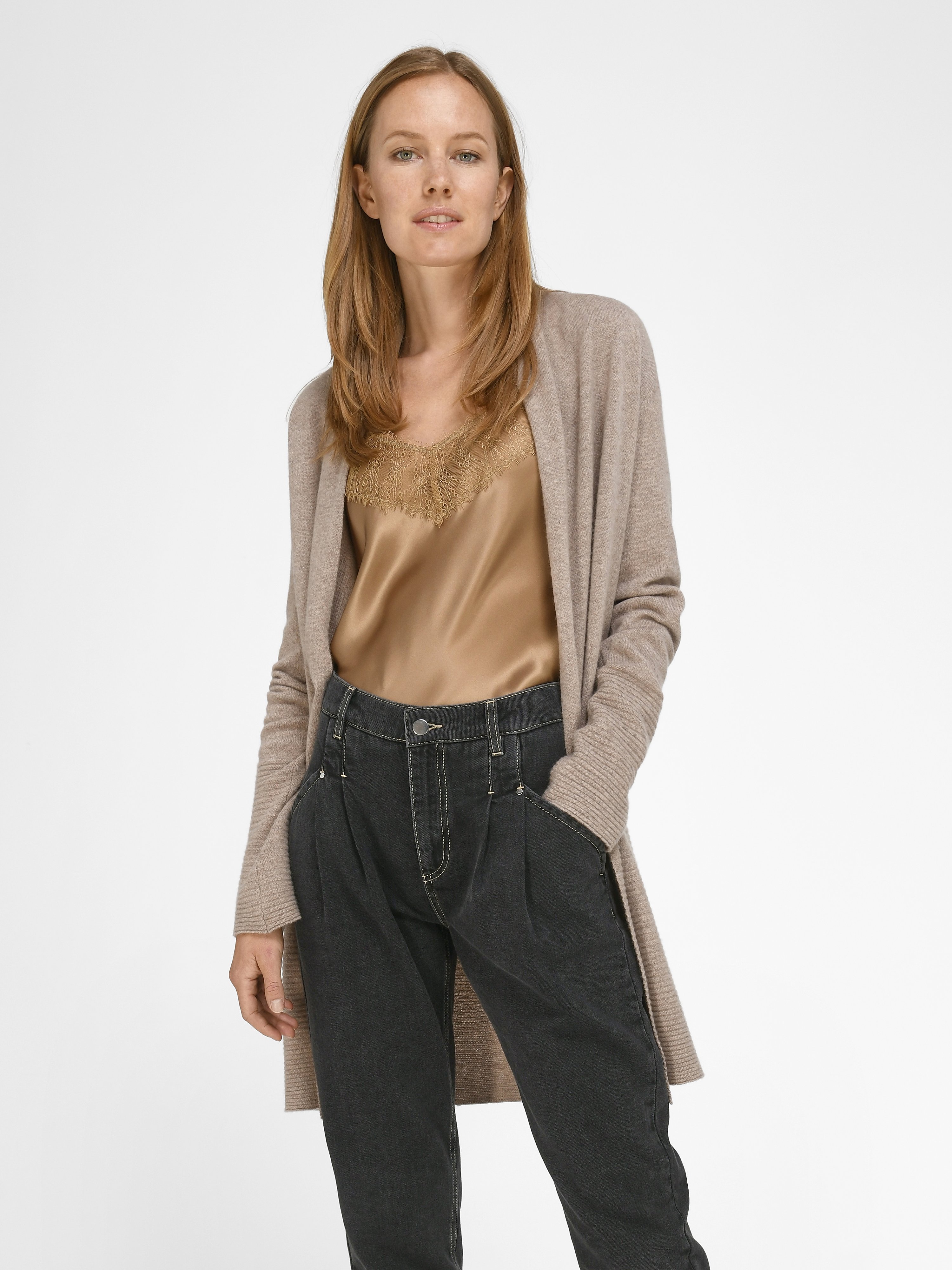 Strickjacke aus 100% Premium-­Kaschmir