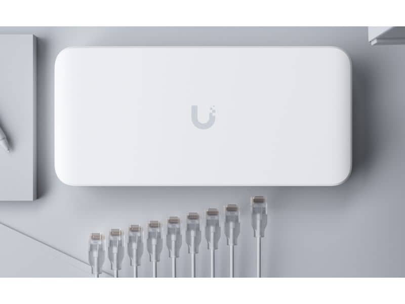 Ubiquiti PoE   Switch UniFi Flex 2.5G PoE 9 Port Kompakter 8-Port 2.5 GbE PoE   Switch mit 10 GbE RJ45/SFP  Uplink für flexible Netzwerkintegrationen