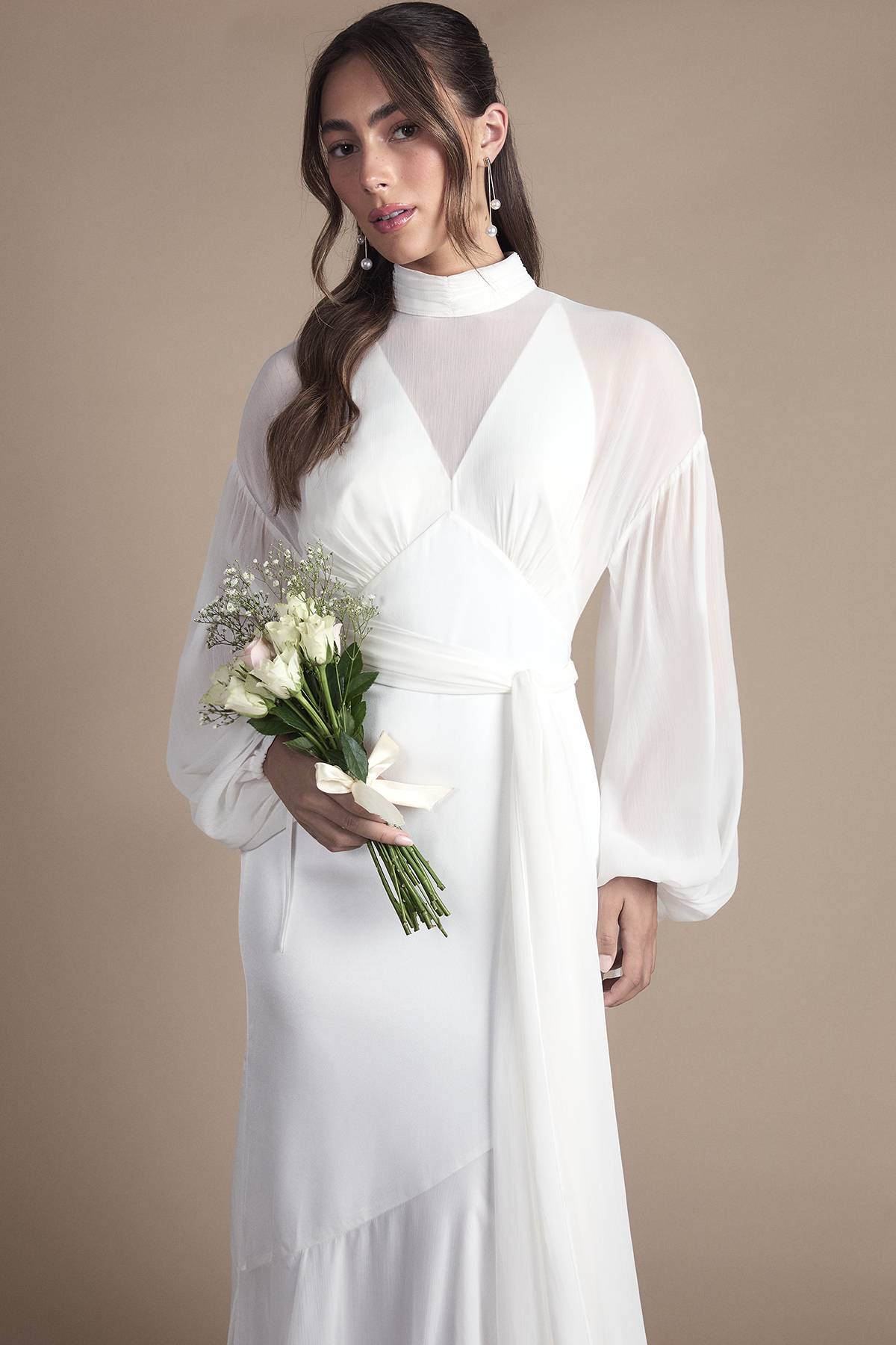 Coast Robe de Mariée Maxi Bohème à Manches Longues avec Superposition de Mousseline