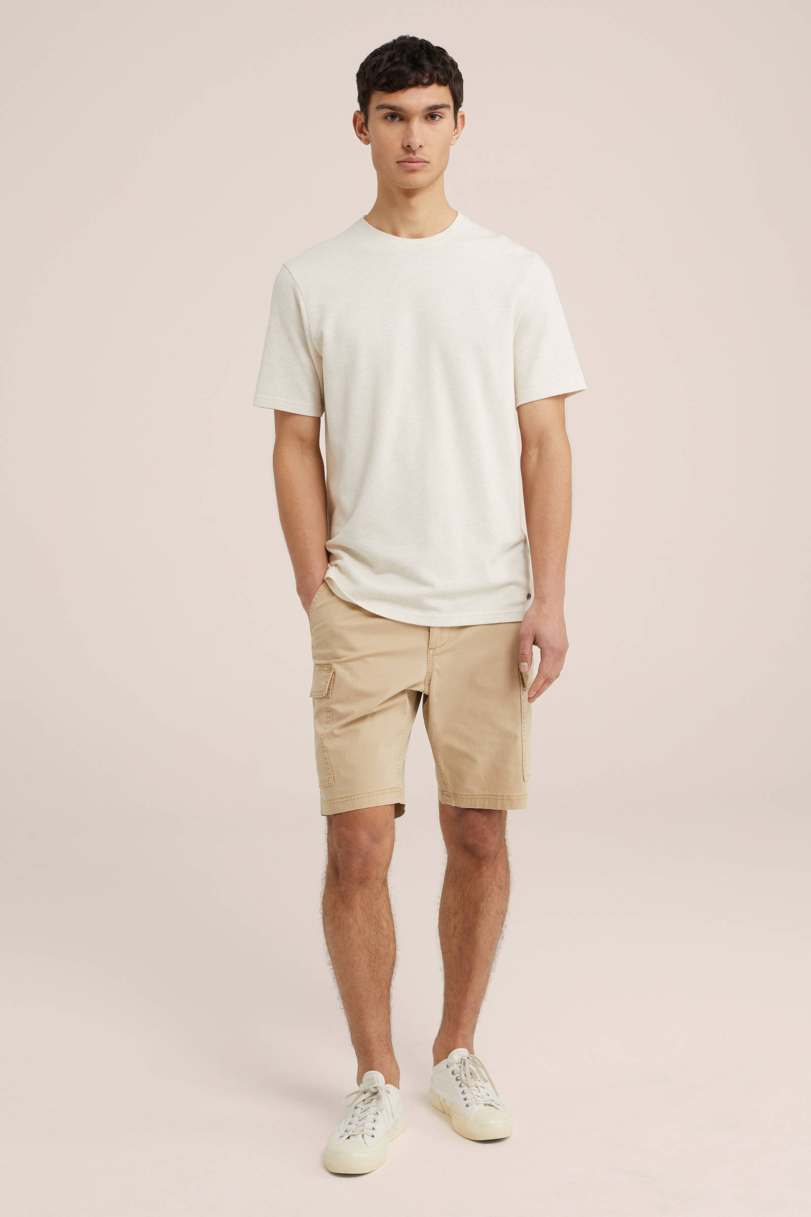 WE Fashion regular fit cargo short sesame