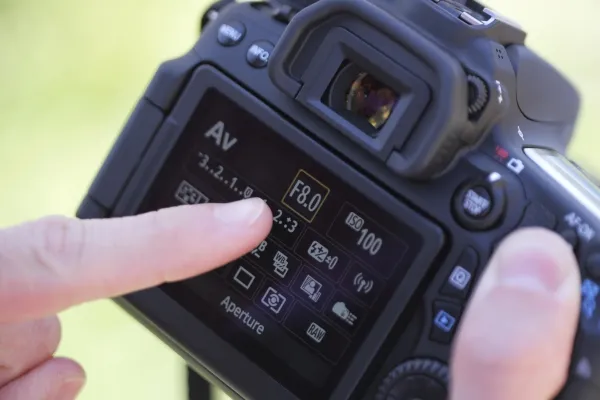 Canon EOS 70D - Digitalkamera - SLR - 20.2 MP - APS-C - 1080p - 3x optisk zoom EF-S 18-55 mm IS STM objektiv - Wireless LAN