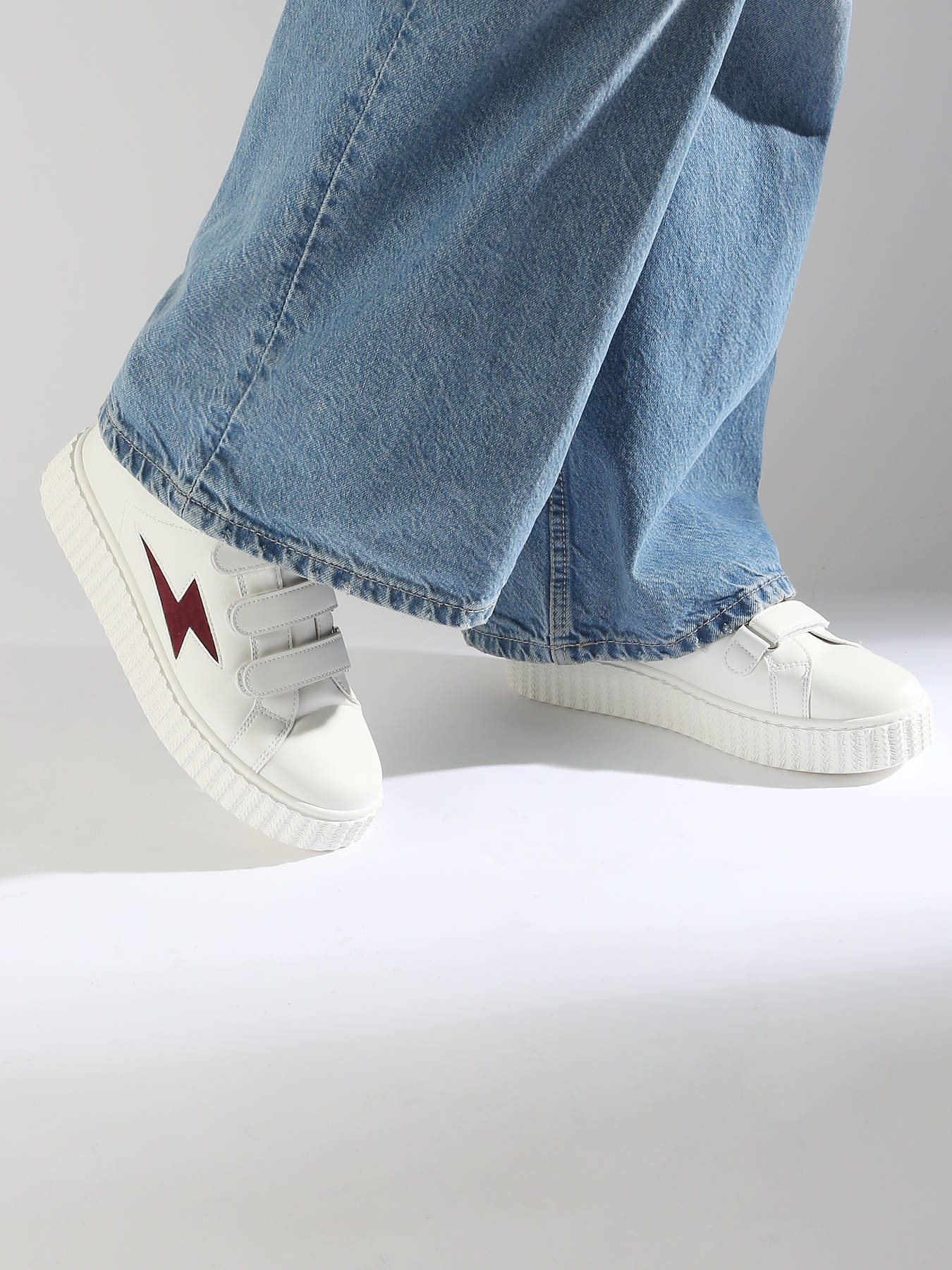 Sneakers VANESSA WU