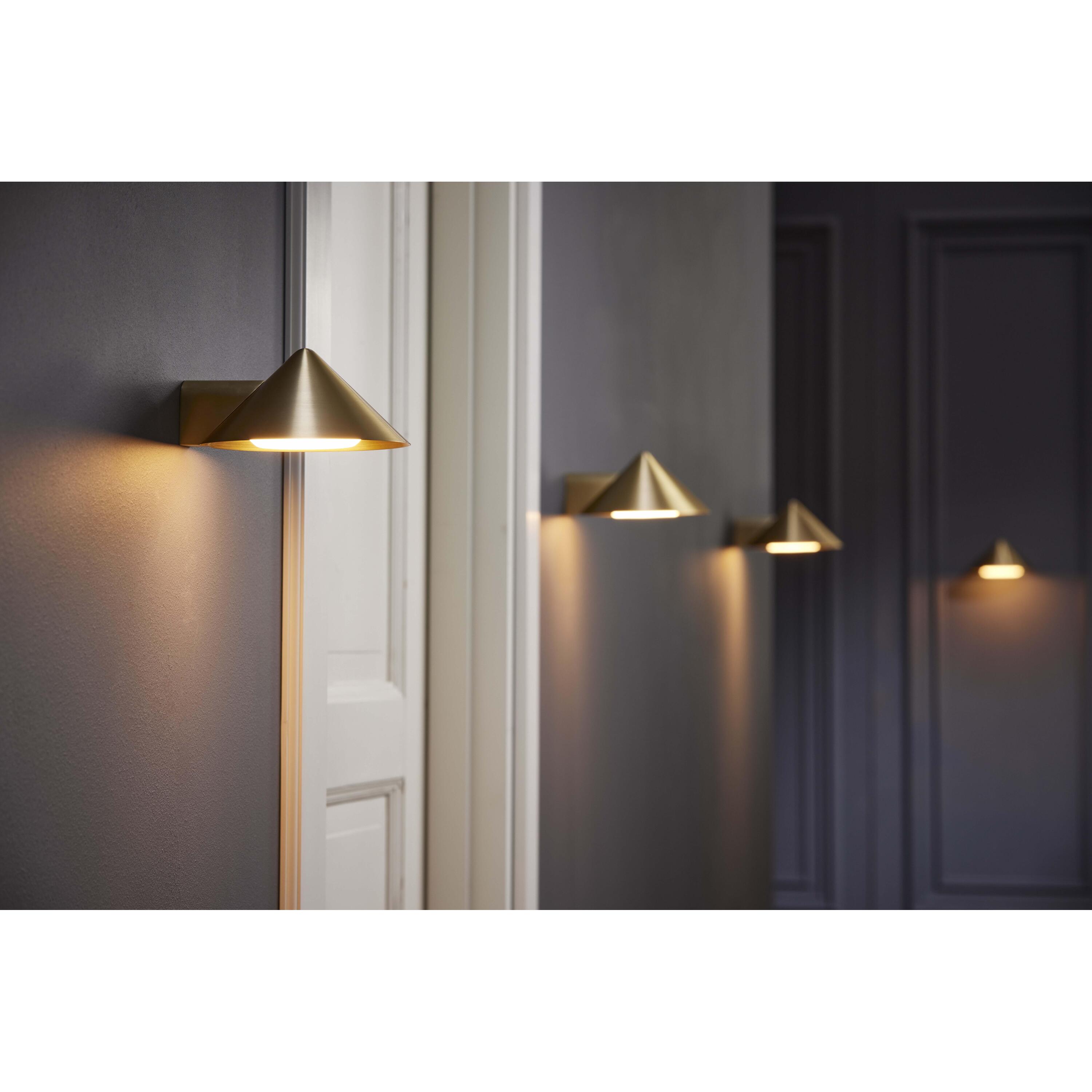 Grasp wandlamp LED oplaadbaar Matt Beetroot