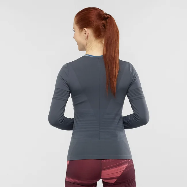 ESSENTIAL MOVE ON SEAMLESS  Langarmshirt Damen EBONY