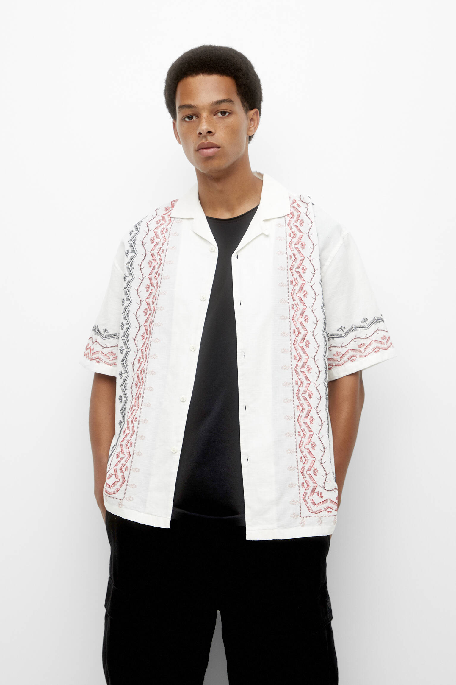CAMISA BRANCA COM DEGRADÊ VINHO - OFF WHITE