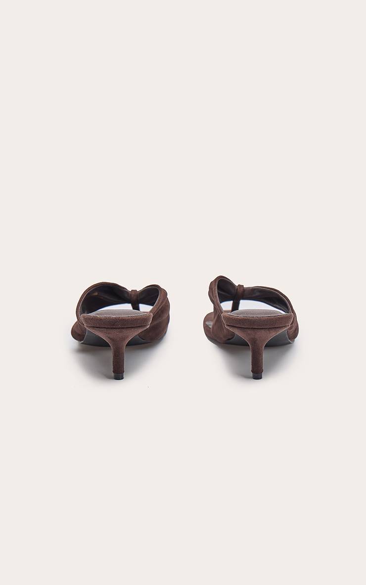 Chocolat Mules À Talon Chaton Avec Bride Tong Froncée En Synthétique