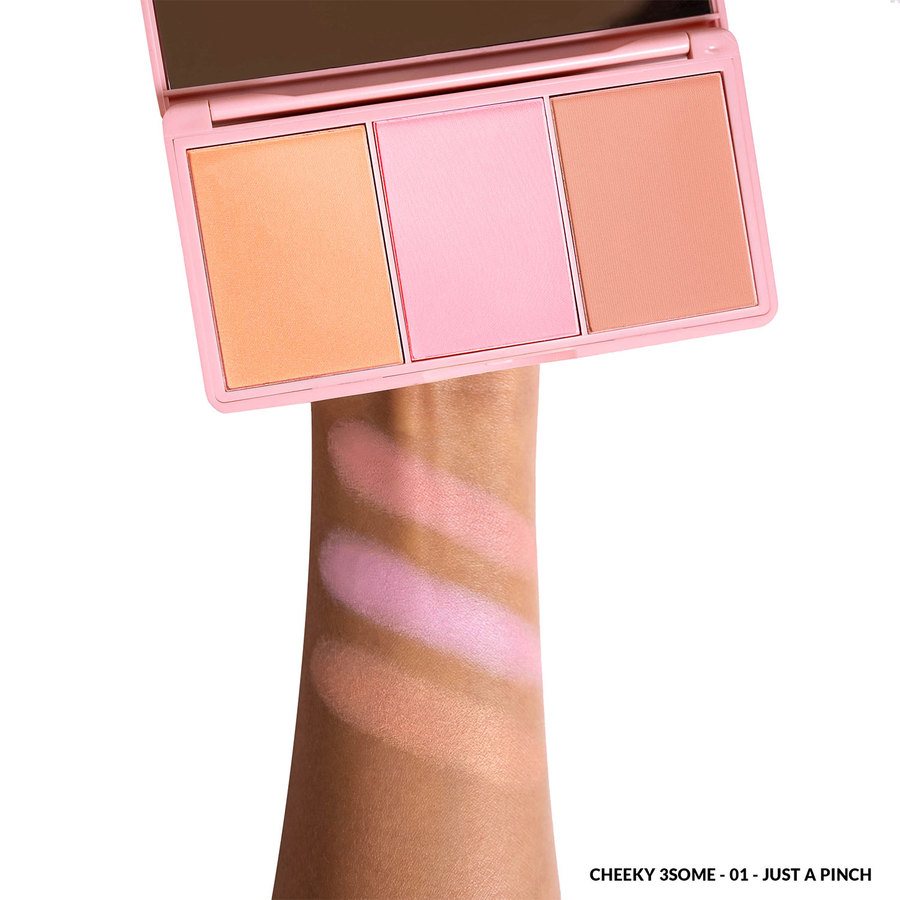 KimChi Chic Cheeky Threesome Blush Palette Just A Pinch 13,5g