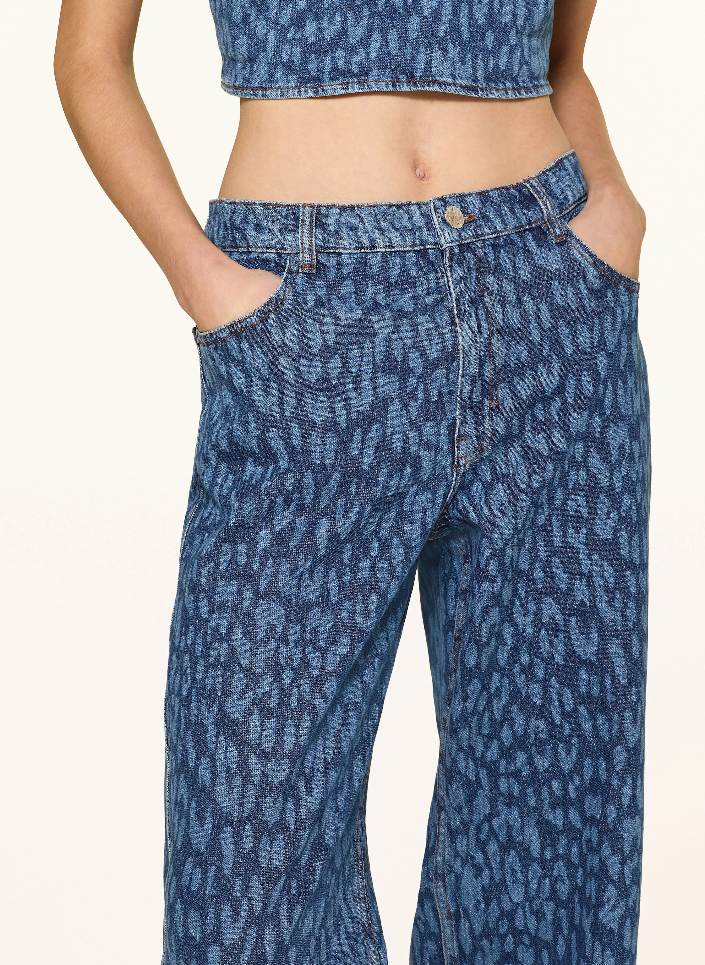 BAUM UND PFERDGARTEN Straight Jeans NICOCETTE